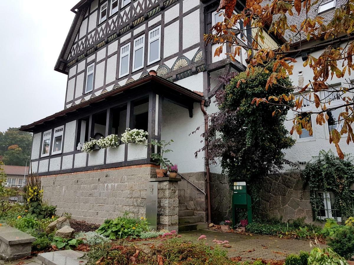 Goethes Liebste Betten - Stilvolle Ferienwohnungen Im Historischen Fachwerkhaus In Wernigerode Ngoại thất bức ảnh